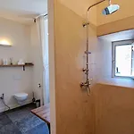 Via Rinaldi 3*