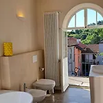 Via Rinaldi 3*