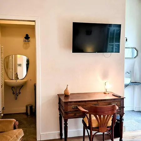 Via Rinaldi Bed & Breakfast 3*