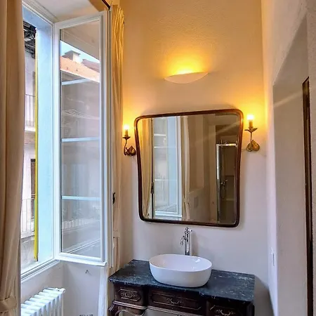 Bed & Breakfast Via Rinaldi 3*