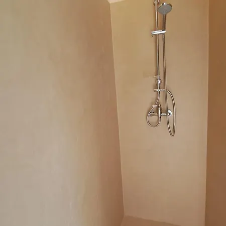 Via Rinaldi Bed & Breakfast 3*