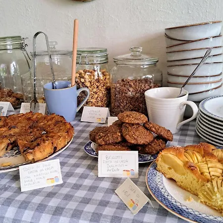 Bed & Breakfast Via Rinaldi Madonna Del Sasso