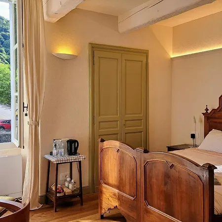 Via Rinaldi Bed & Breakfast 3*