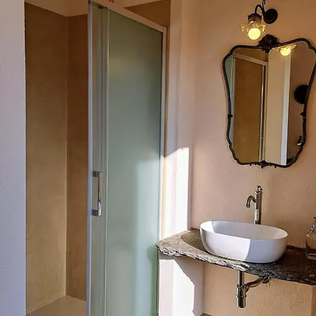 Bed & Breakfast Via Rinaldi Madonna Del Sasso