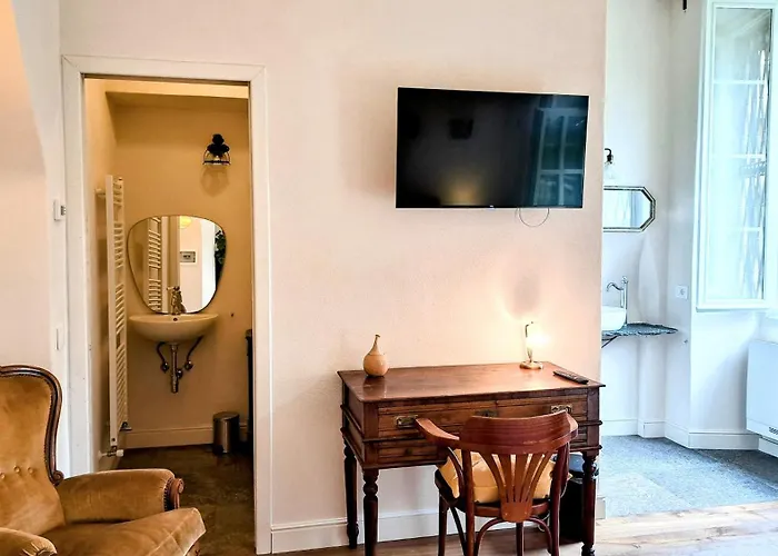 Via Rinaldi Bed & Breakfast 3*